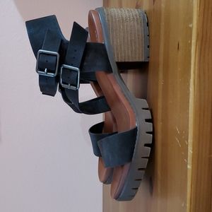 MIA Leyna lugsole sandals